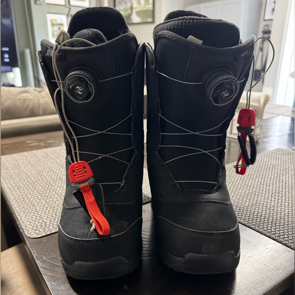 Burton Mint Snowboard Boots